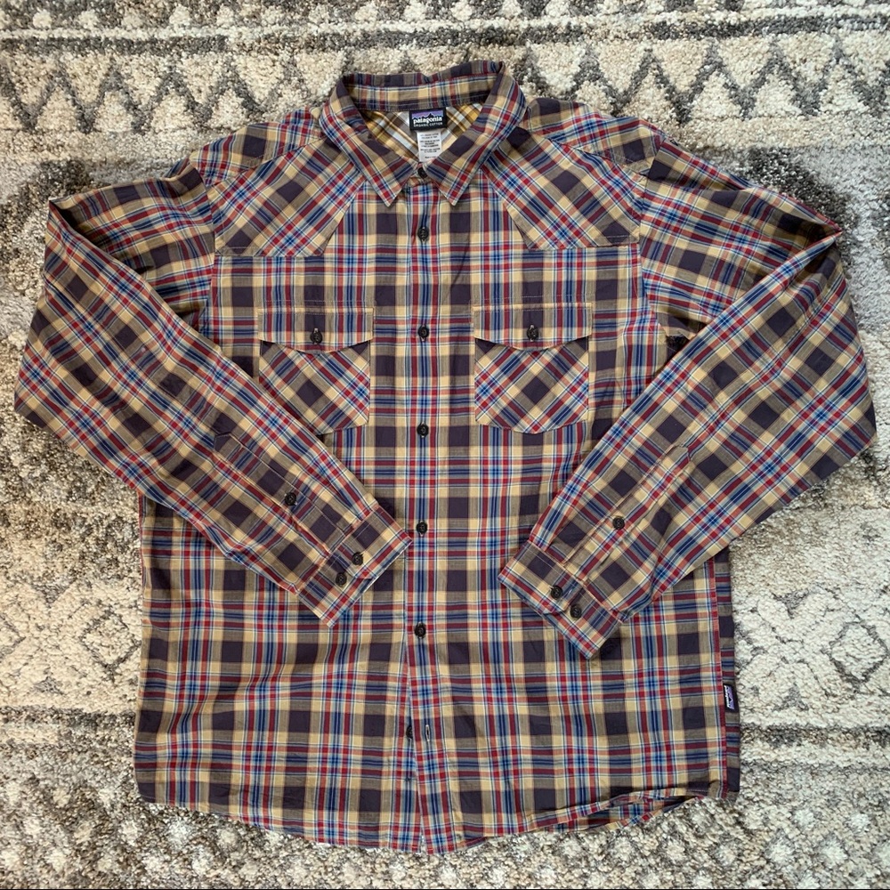 Patagonia Organic Cotton Plaid Button Down L